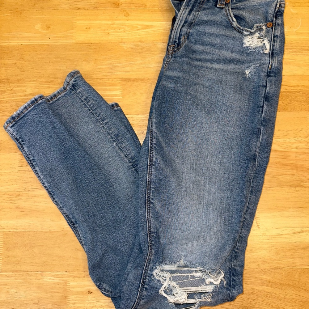 American Eagle Distressed “mom” Jeans
